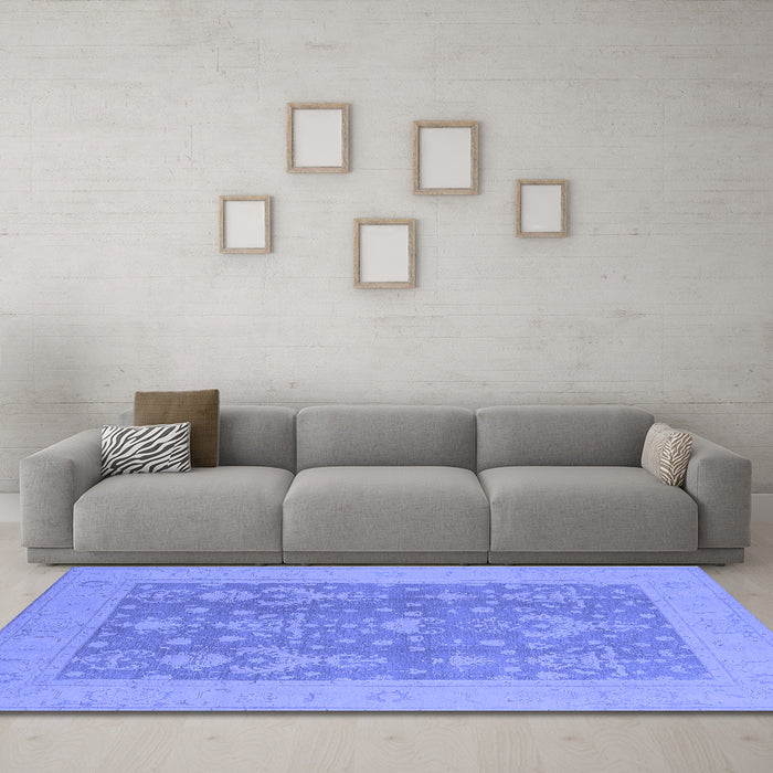 Machine Washable Oriental Blue Traditional Rug in a Living Room, wshurb787blu