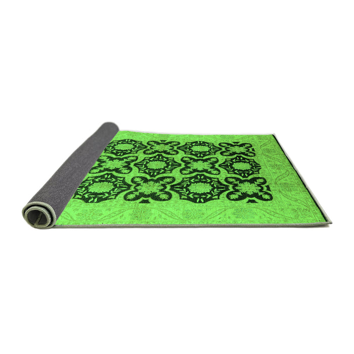 Sideview of Oriental Green Traditional Rug, urb789grn