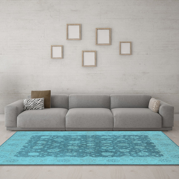 Machine Washable Oriental Light Blue Traditional Rug in a Living Room, wshurb792lblu