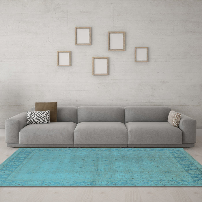 Machine Washable Oriental Light Blue Traditional Rug in a Living Room, wshurb796lblu