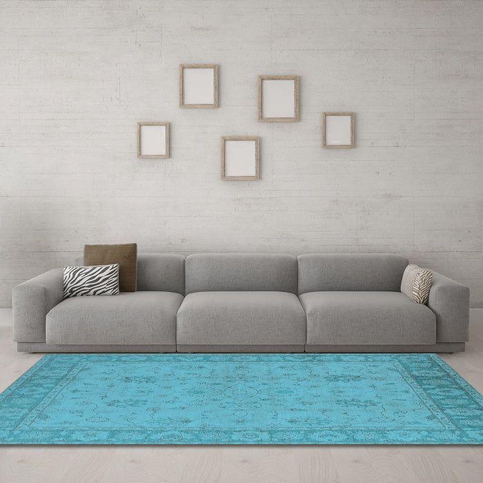 Machine Washable Oriental Light Blue Industrial Rug in a Living Room, wshurb801lblu
