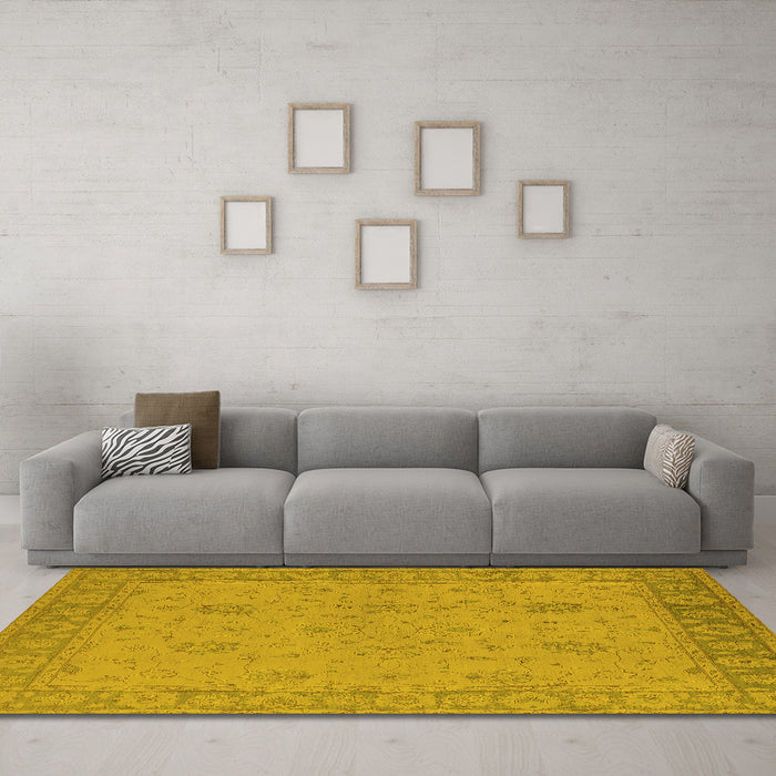 Machine Washable Oriental Yellow Industrial Rug in a Living Room, wshurb801yw