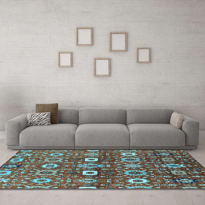 Machine Washable Oriental Light Blue Industrial Rug in a Living Room, wshurb807lblu