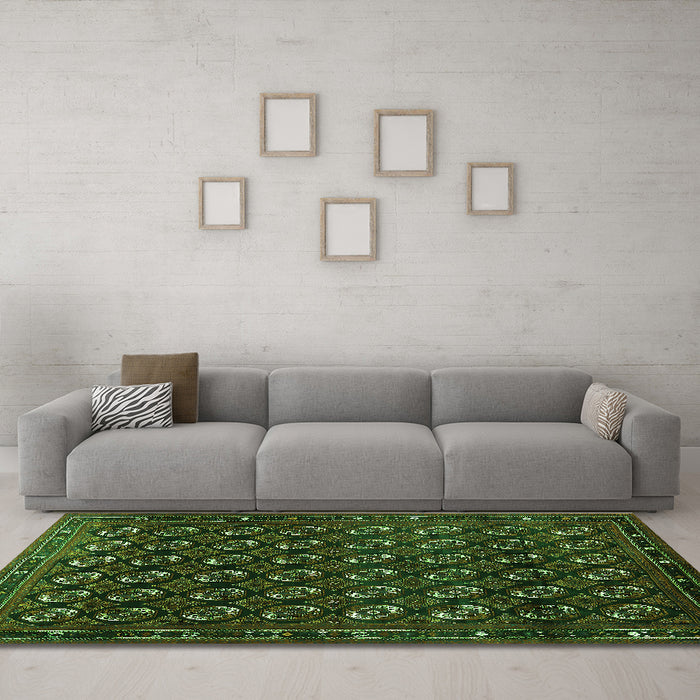 Machine Washable Oriental Green Industrial Area Rugs in a Living Room,, wshurb808grn