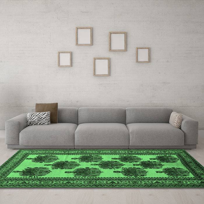Machine Washable Oriental Emerald Green Industrial Area Rugs in a Living Room,, wshurb809emgrn