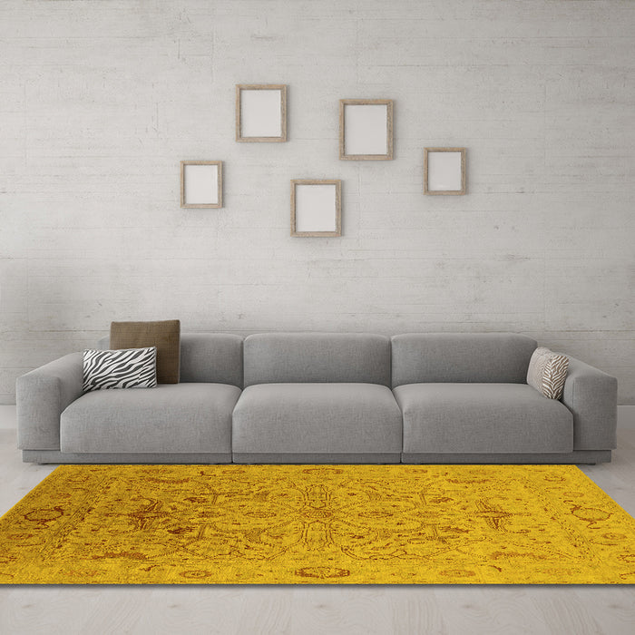 Machine Washable Oriental Yellow Industrial Rug in a Living Room, wshurb826yw