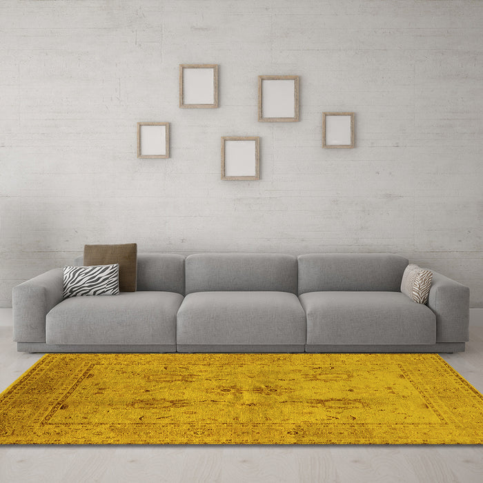 Machine Washable Oriental Yellow Industrial Rug in a Living Room, wshurb829yw
