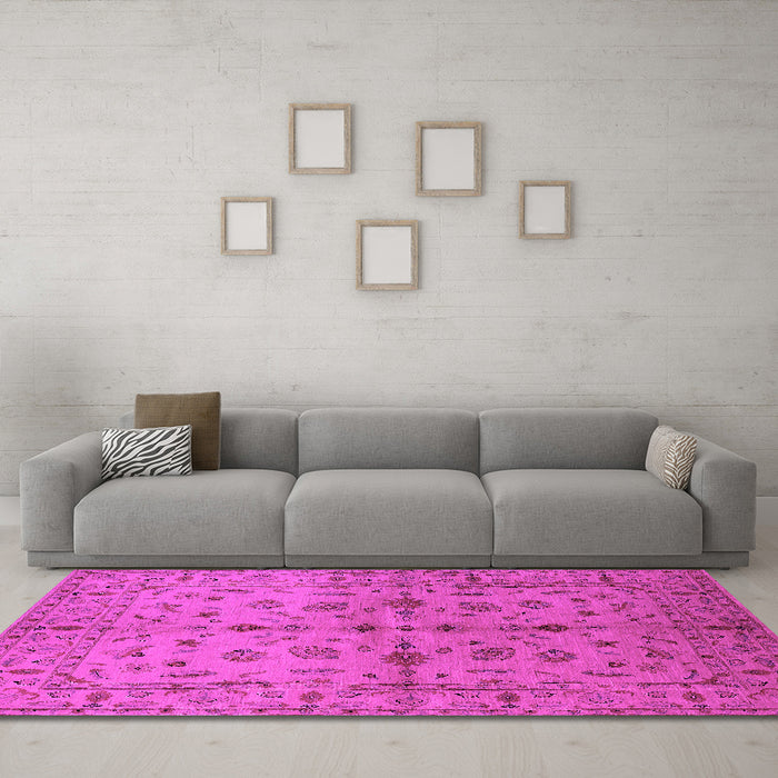 Machine Washable Oriental Pink Industrial Rug in a Living Room, wshurb835pnk
