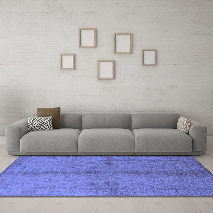 Machine Washable Oriental Blue Industrial Rug in a Living Room, wshurb843blu