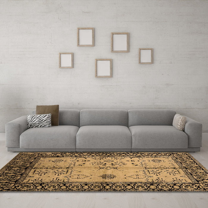 Machine Washable Oriental Brown Industrial Rug in a Living Room,, wshurb847brn