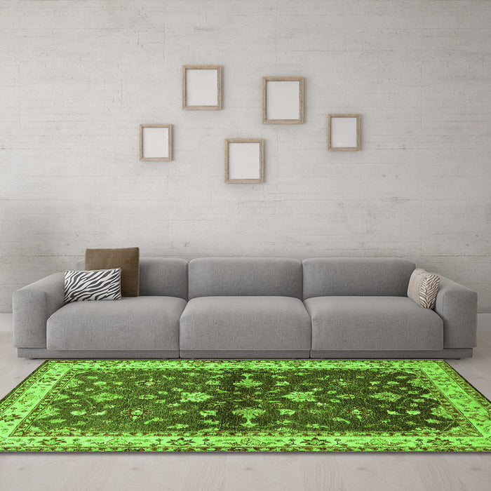 Machine Washable Oriental Green Industrial Area Rugs in a Living Room,, wshurb850grn