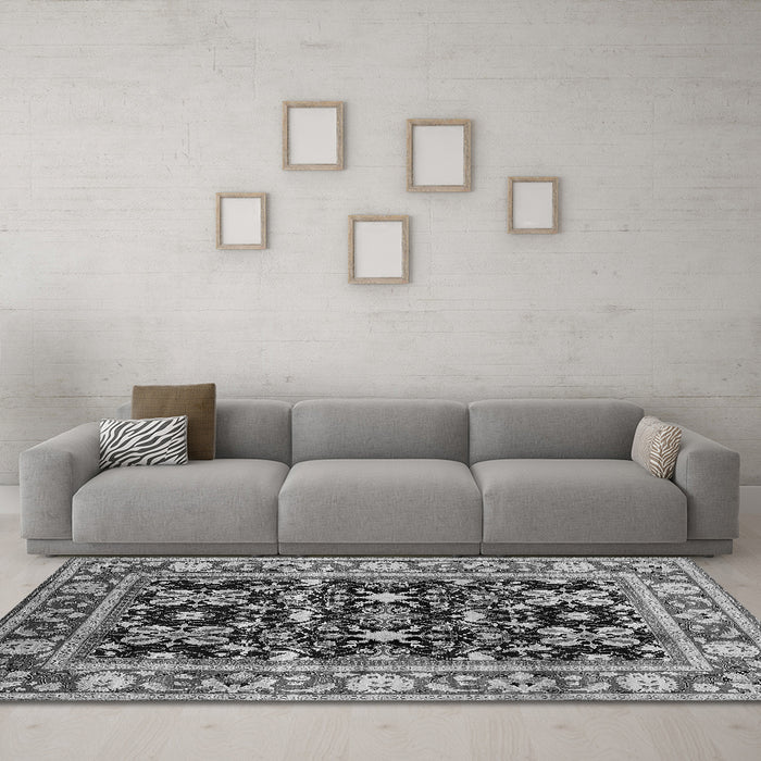 Machine Washable Oriental Gray Industrial Rug in a Living Room,, wshurb853gry