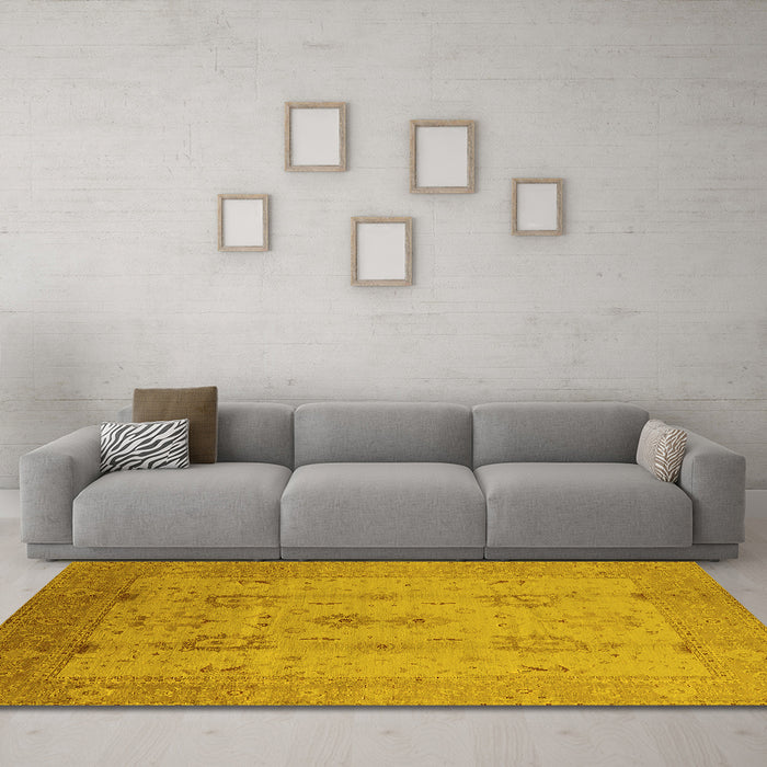 Machine Washable Oriental Yellow Industrial Rug in a Living Room, wshurb856yw
