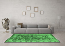 Machine Washable Oriental Emerald Green Industrial Area Rugs in a Living Room,, wshurb859emgrn