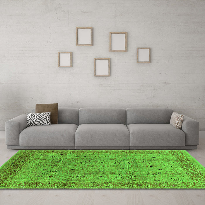 Machine Washable Oriental Green Industrial Area Rugs in a Living Room,, wshurb860grn