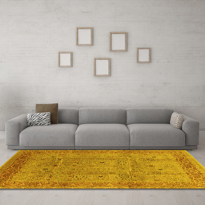 Machine Washable Oriental Yellow Industrial Rug in a Living Room, wshurb860yw