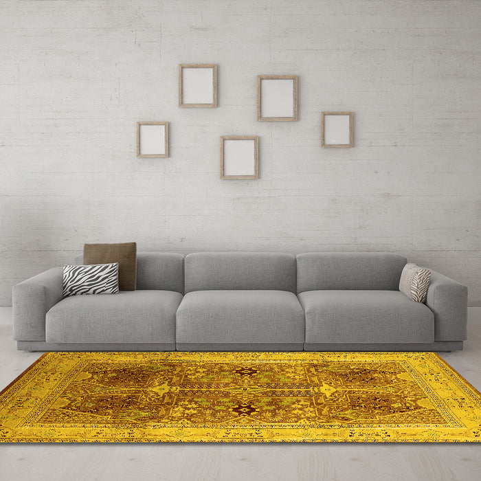 Machine Washable Oriental Yellow Industrial Rug in a Living Room, wshurb863yw