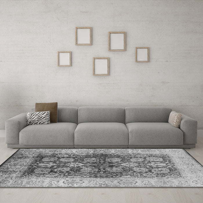 Machine Washable Oriental Gray Industrial Rug in a Living Room,, wshurb864gry