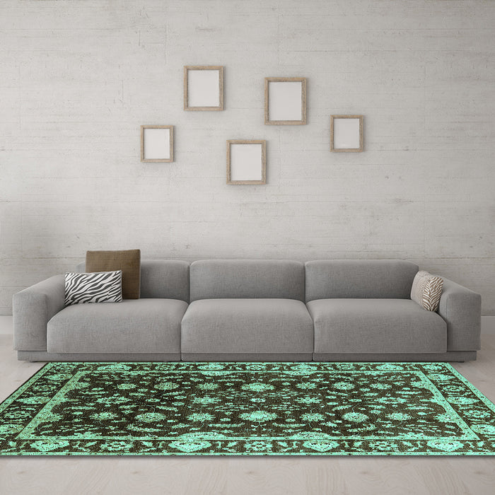 Machine Washable Oriental Turquoise Traditional Area Rugs in a Living Room,, wshurb868turq