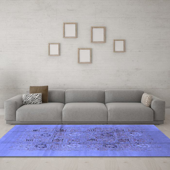 Machine Washable Oriental Blue Industrial Rug in a Living Room, wshurb869blu