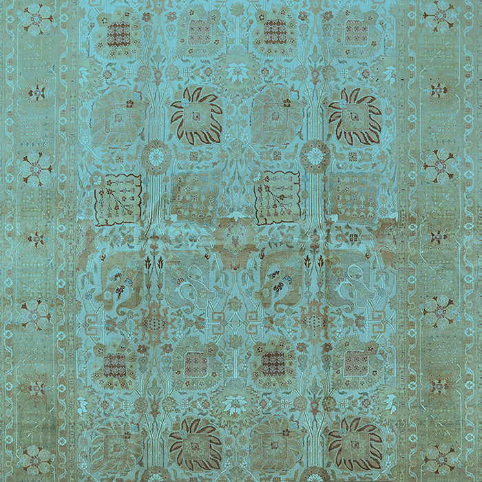 Machine Washable Oriental Light Blue Traditional Rug, wshurb872lblu