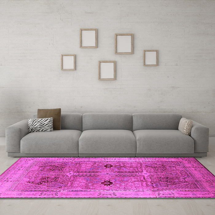 Machine Washable Oriental Pink Traditional Rug in a Living Room, wshurb873pnk
