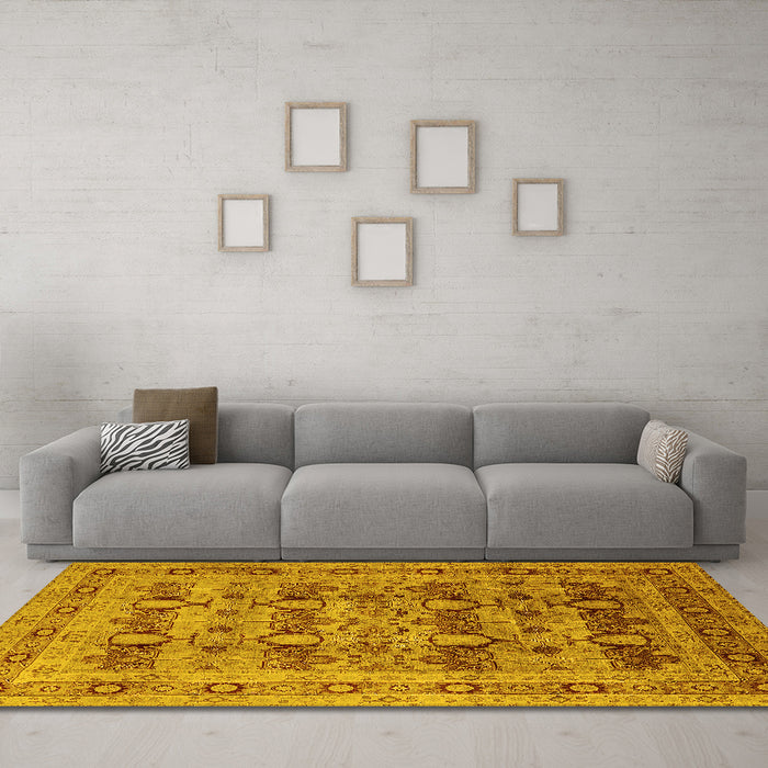 Machine Washable Oriental Yellow Industrial Rug in a Living Room, wshurb878yw