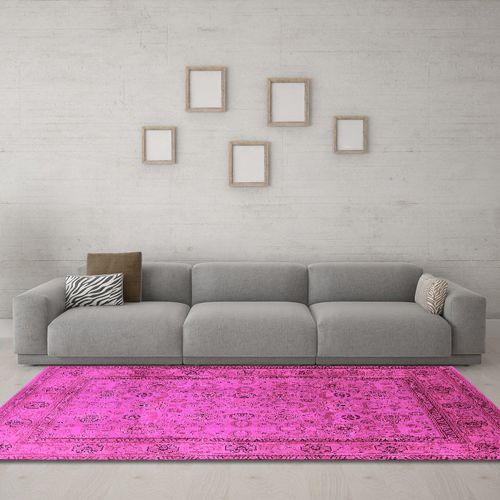 Machine Washable Oriental Pink Traditional Rug in a Living Room, wshurb881pnk