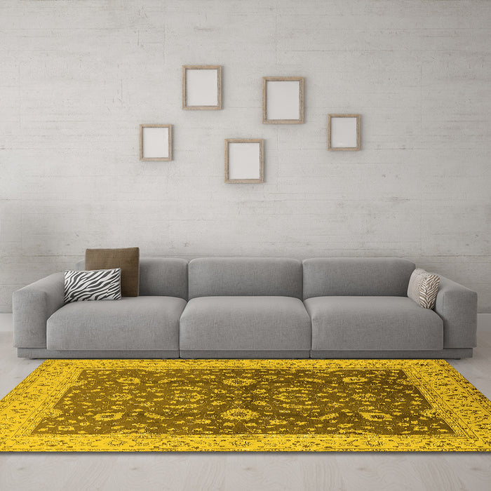 Machine Washable Oriental Yellow Traditional Rug in a Living Room, wshurb883yw