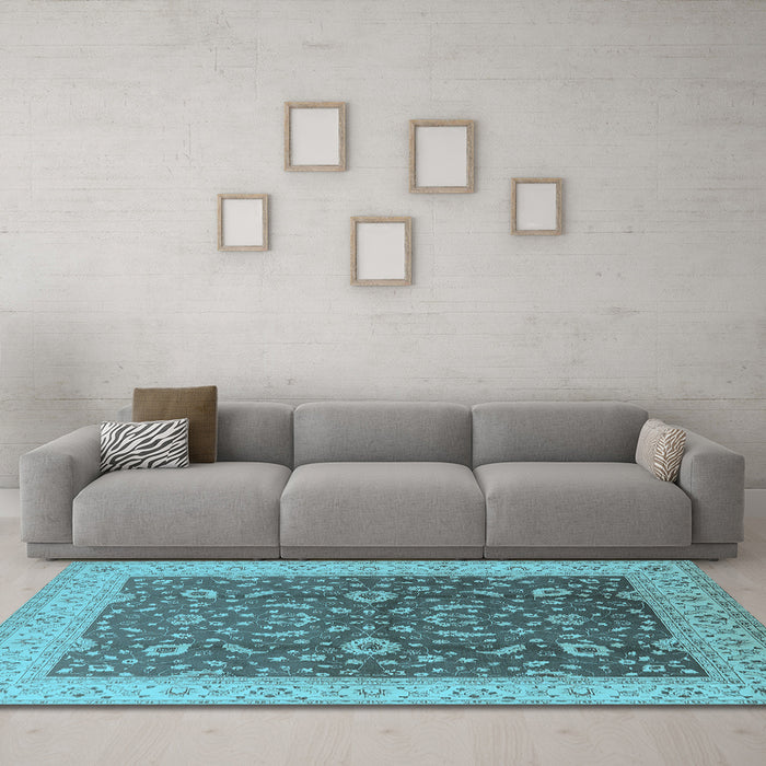 Machine Washable Oriental Light Blue Traditional Rug in a Living Room, wshurb883lblu