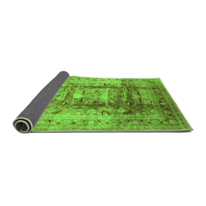 Sideview of Oriental Green Traditional Rug, urb884grn