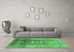 Machine Washable Oriental Emerald Green Traditional Area Rugs in a Living Room,, wshurb884emgrn