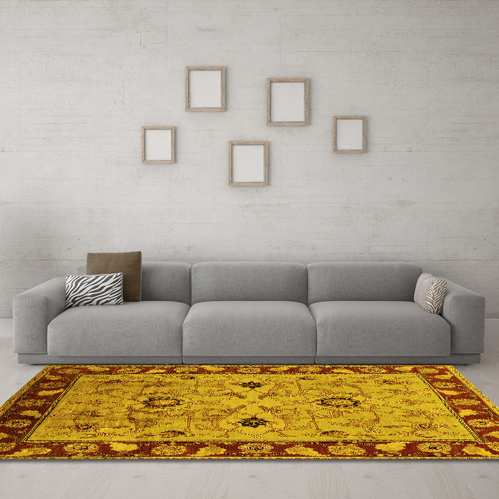Machine Washable Oriental Yellow Traditional Rug in a Living Room, wshurb886yw