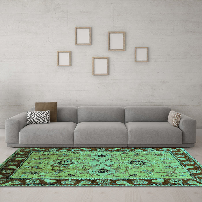 Machine Washable Oriental Turquoise Traditional Area Rugs in a Living Room,, wshurb886turq