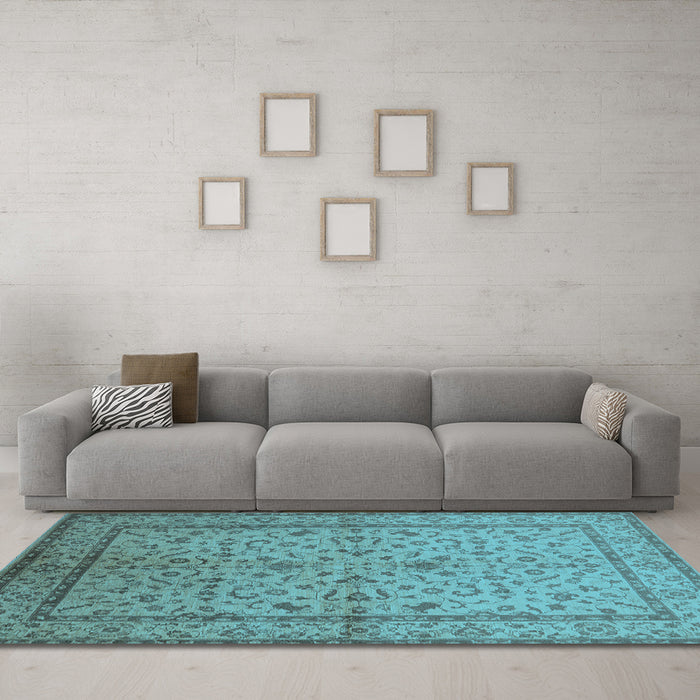 Machine Washable Oriental Light Blue Traditional Rug in a Living Room, wshurb889lblu