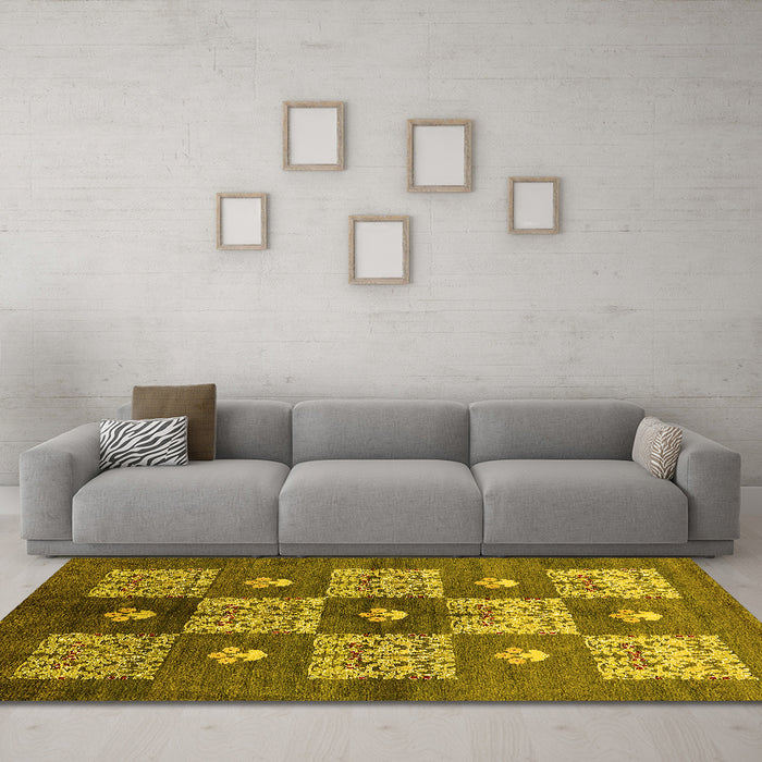 Machine Washable Oriental Yellow Industrial Rug in a Living Room, wshurb894yw