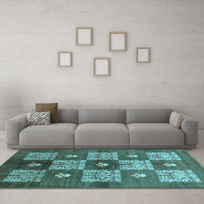 Machine Washable Oriental Light Blue Industrial Rug in a Living Room, wshurb894lblu