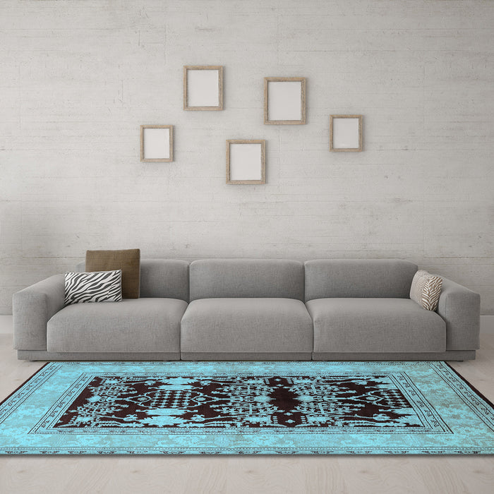 Machine Washable Oriental Light Blue Industrial Rug in a Living Room, wshurb897lblu