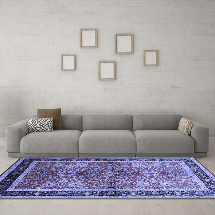 Machine Washable Oriental Blue Traditional Rug in a Living Room, wshurb899blu