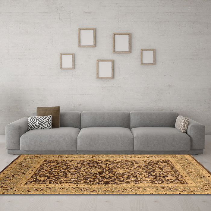 Machine Washable Oriental Brown Industrial Rug in a Living Room,, wshurb903brn