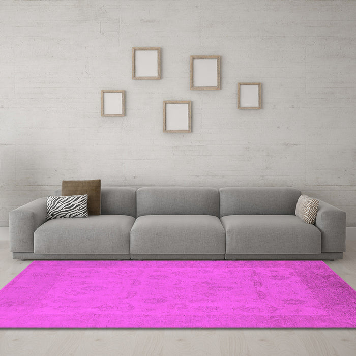 Machine Washable Oriental Pink Traditional Rug in a Living Room, wshurb911pnk