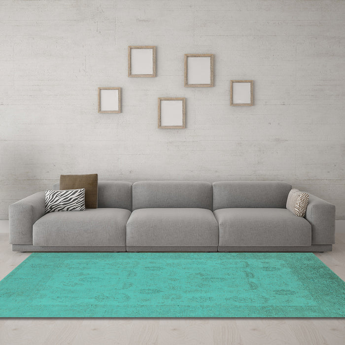 Machine Washable Oriental Turquoise Traditional Area Rugs in a Living Room,, wshurb911turq