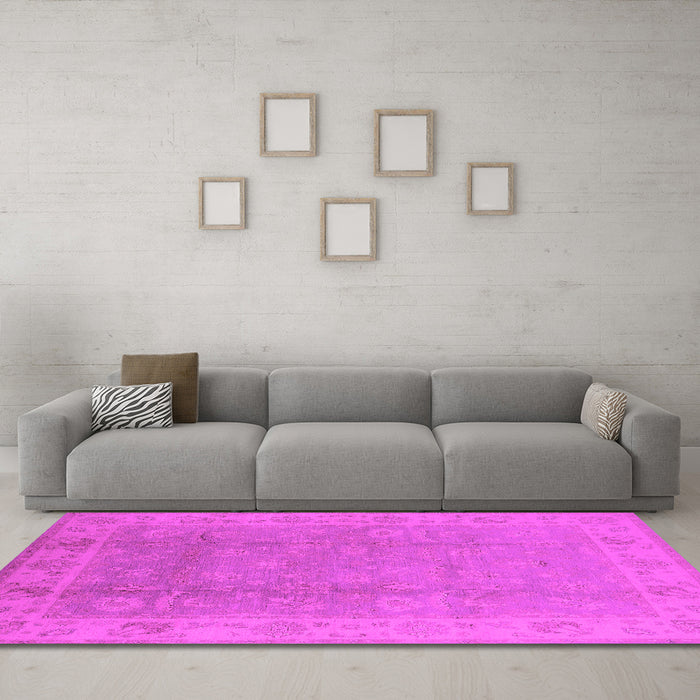 Machine Washable Oriental Pink Industrial Rug in a Living Room, wshurb915pnk