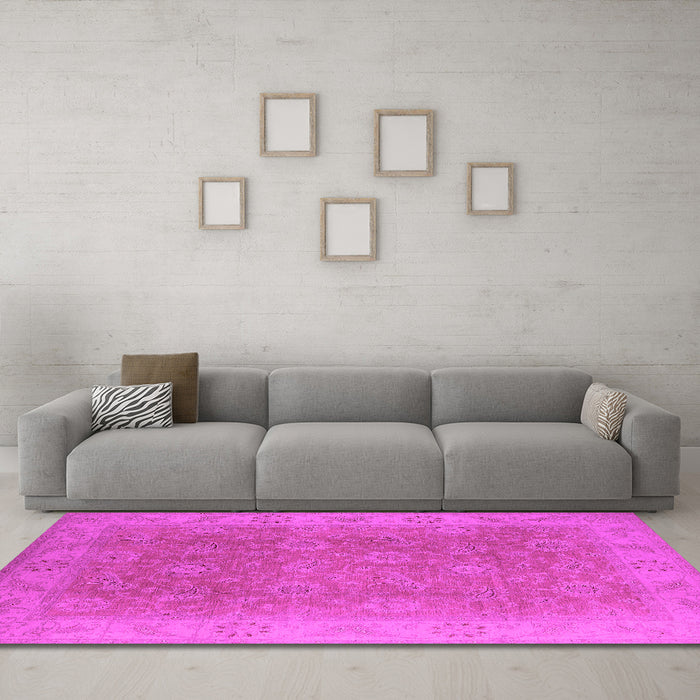 Machine Washable Oriental Pink Traditional Rug in a Living Room, wshurb919pnk