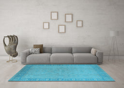 Machine Washable Oriental Light Blue Traditional Rug in a Living Room, wshurb920lblu