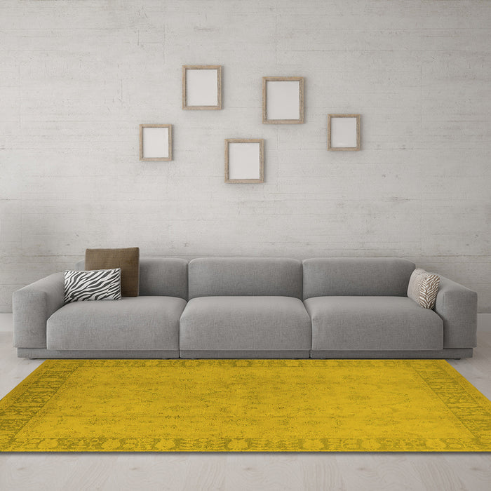 Machine Washable Oriental Yellow Traditional Rug in a Living Room, wshurb920yw