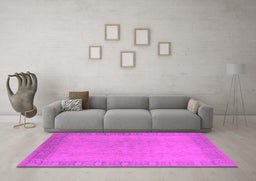 Machine Washable Oriental Pink Traditional Rug in a Living Room, wshurb920pnk