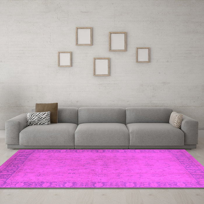 Machine Washable Oriental Pink Traditional Rug in a Living Room, wshurb920pnk