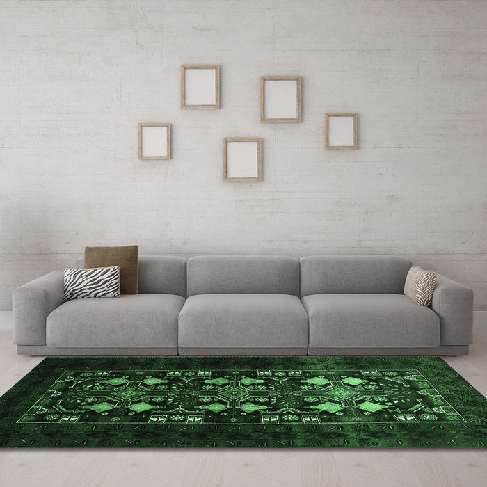 Machine Washable Oriental Emerald Green Industrial Area Rugs in a Living Room,, wshurb923emgrn