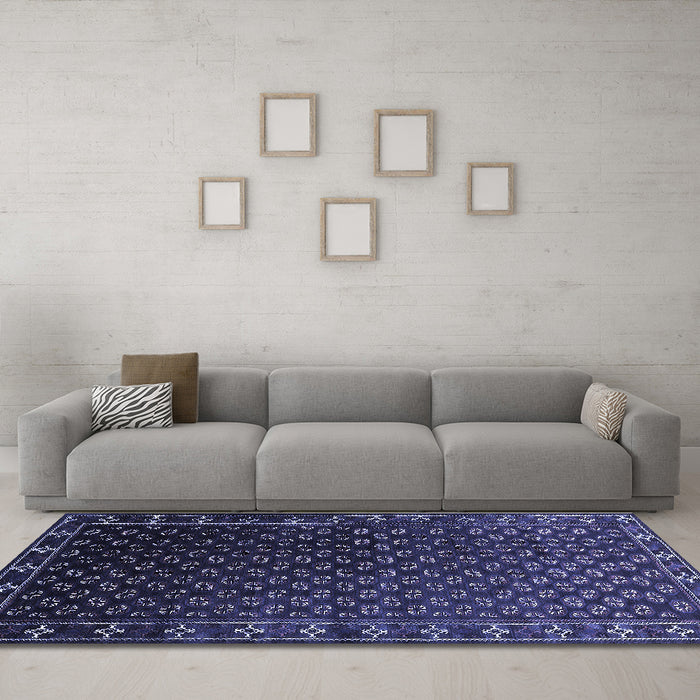 Machine Washable Oriental Blue Industrial Rug in a Living Room, wshurb926blu